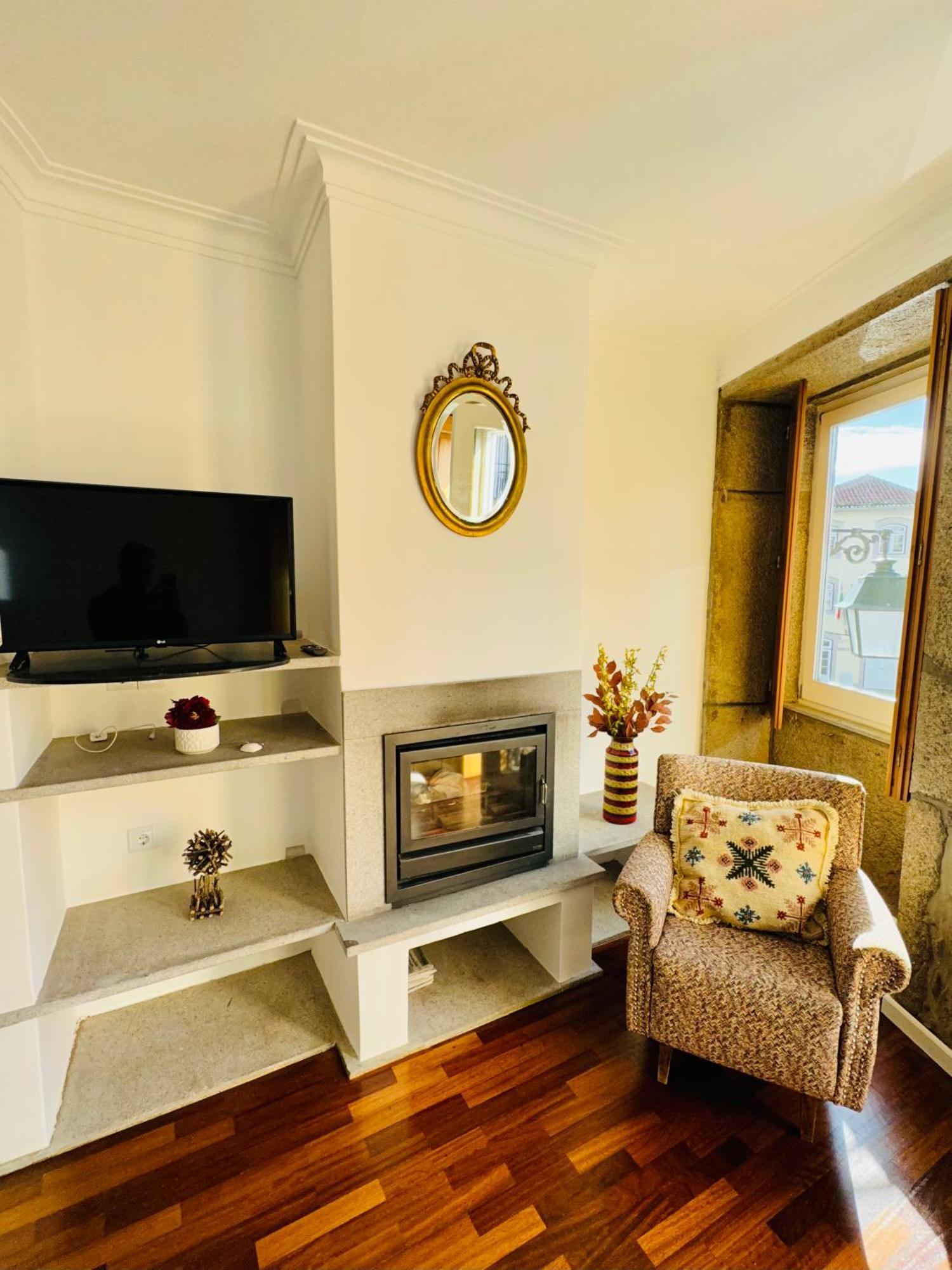 Altamira Rooms And Studio Viana do Castelo Exteriör bild